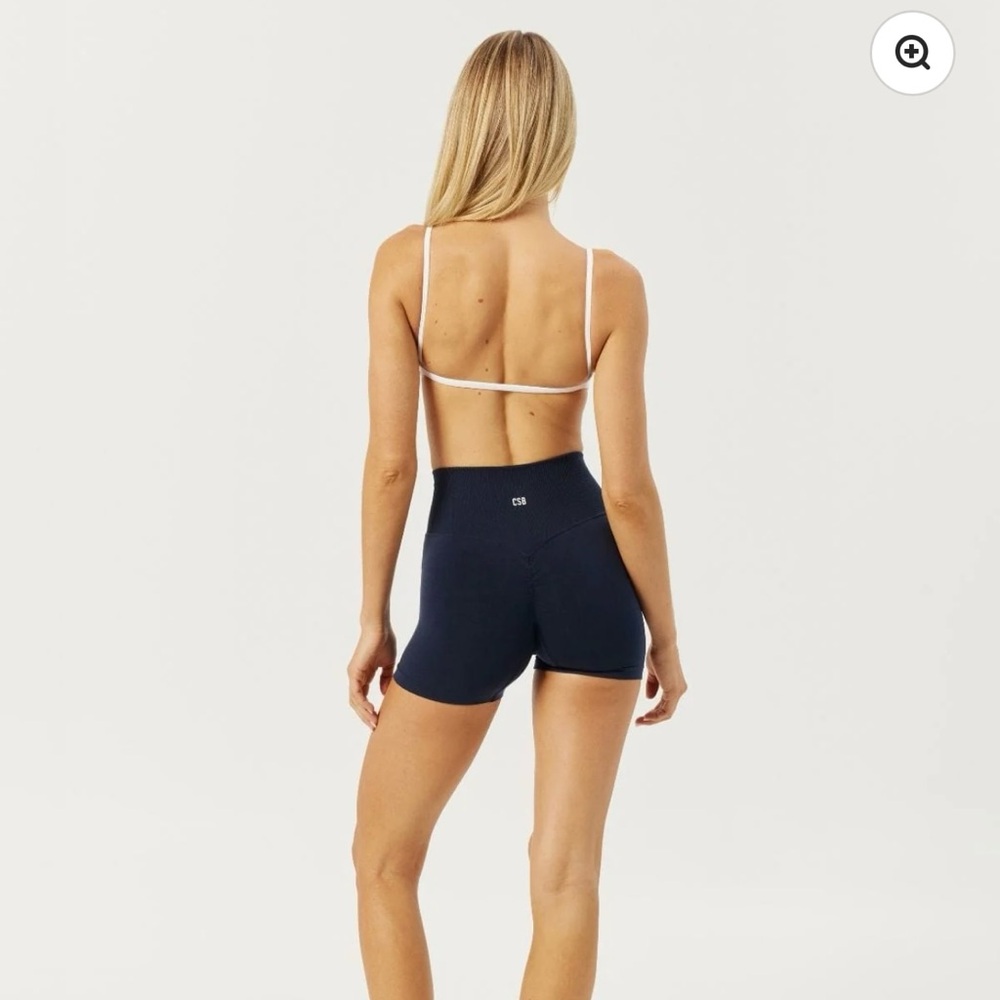 CSB SEAMLESS V NECK CROP top white size M